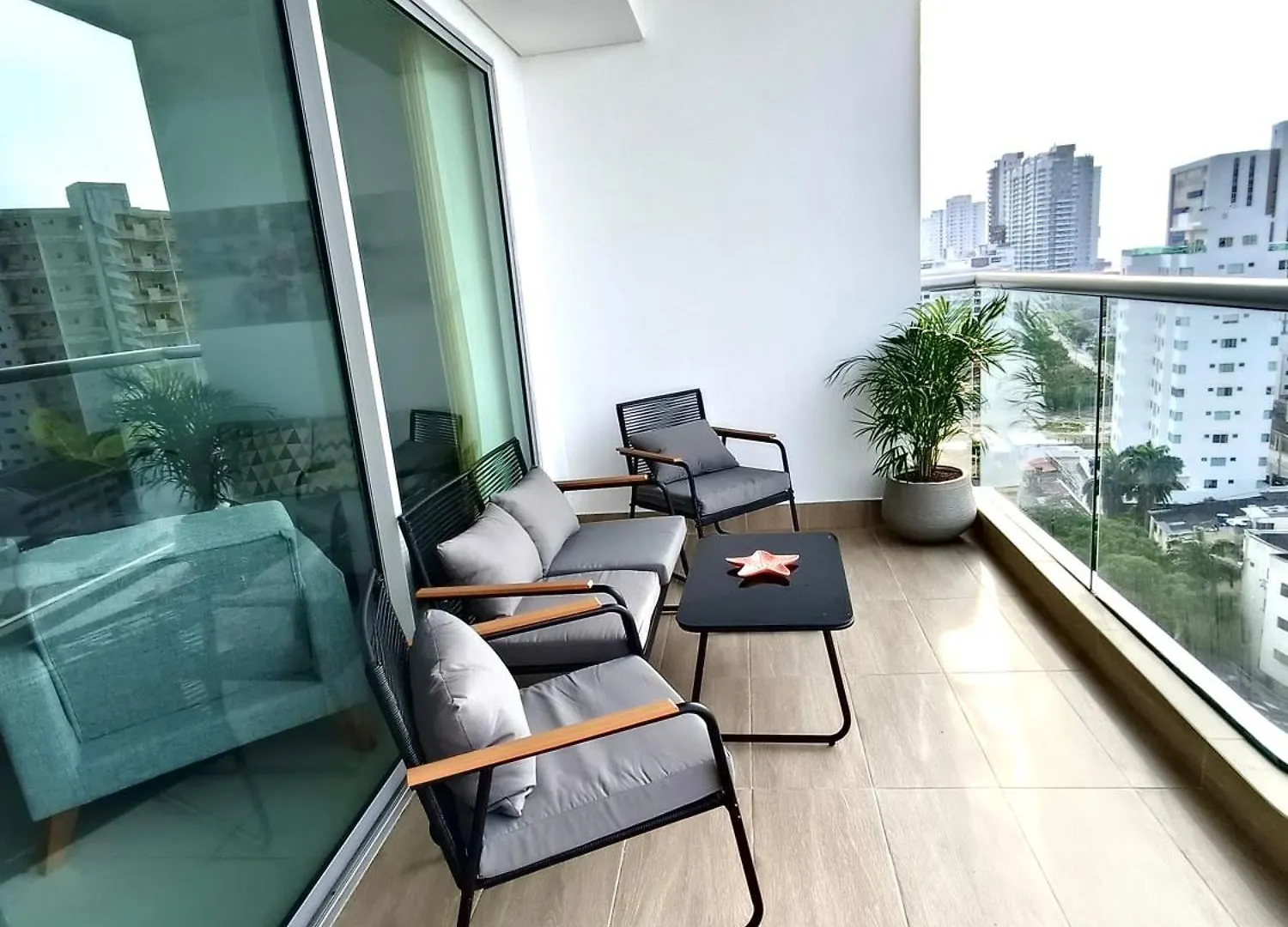 New Apartments With Great Sunsets Near Historic Center And Beach Cartagena