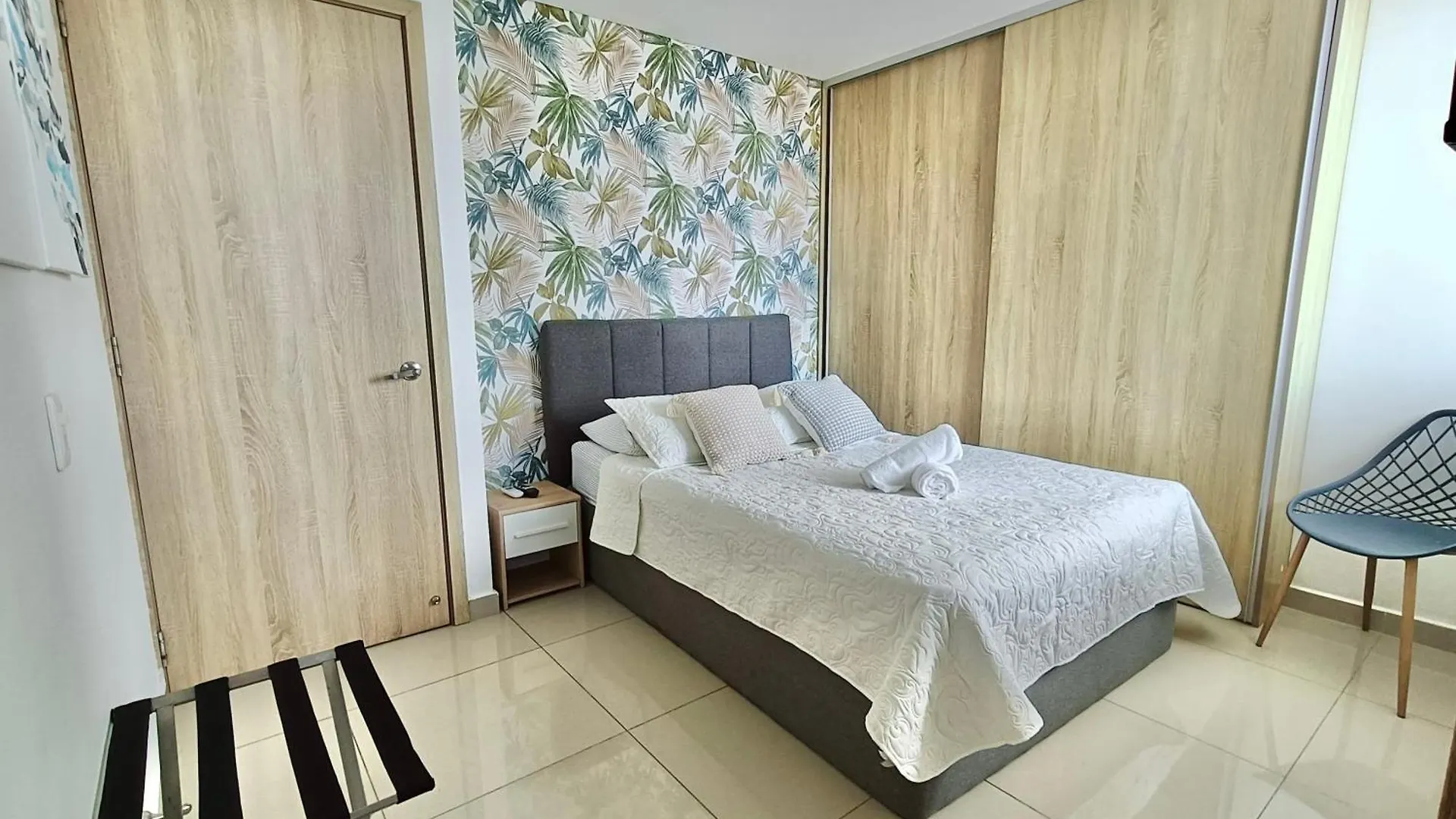 New Apartments With Great Sunsets Near Historic Center And Beach Cartagena
