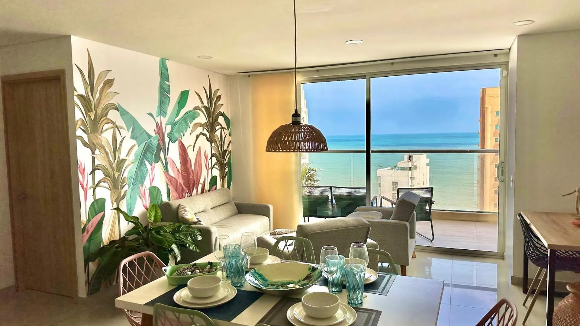 New Apartments With Great Sunsets Near Historic Center And Beach Cartagena