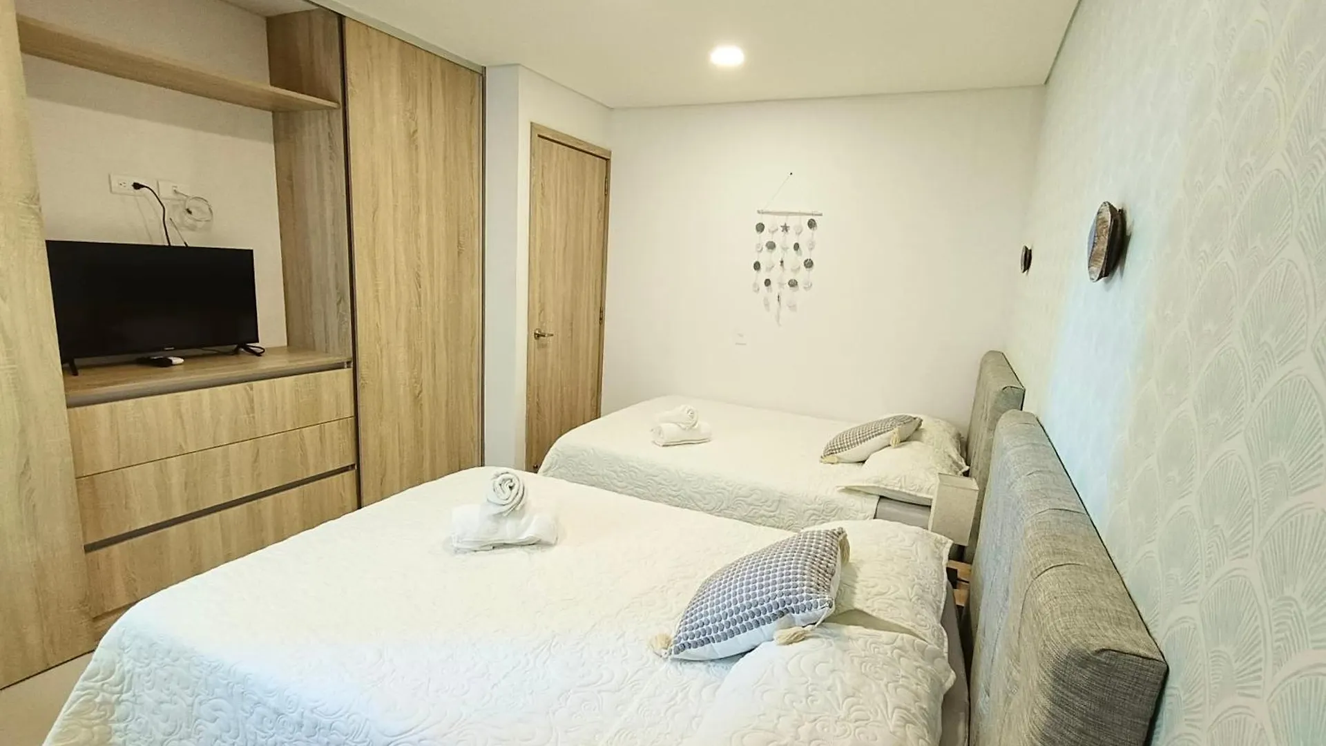 New Apartments With Great Sunsets Near Historic Center And Beach Cartagena