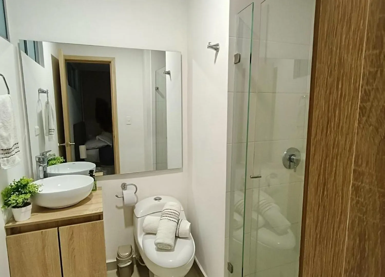 Duplex en condominio cerca a playa/casco histórico Cartagena Apartamento